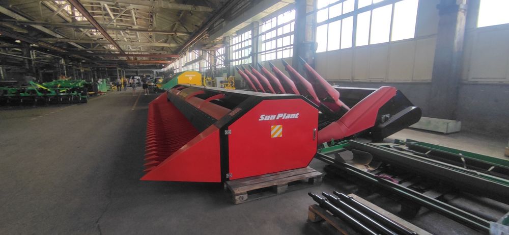 Жатка соняшникова 7.4м 9.4м