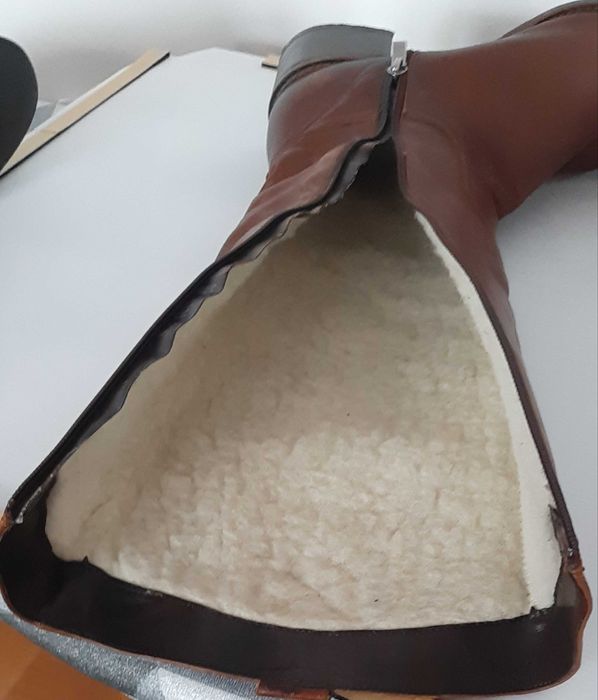 Skórzane kozaki NESSI roz. 39