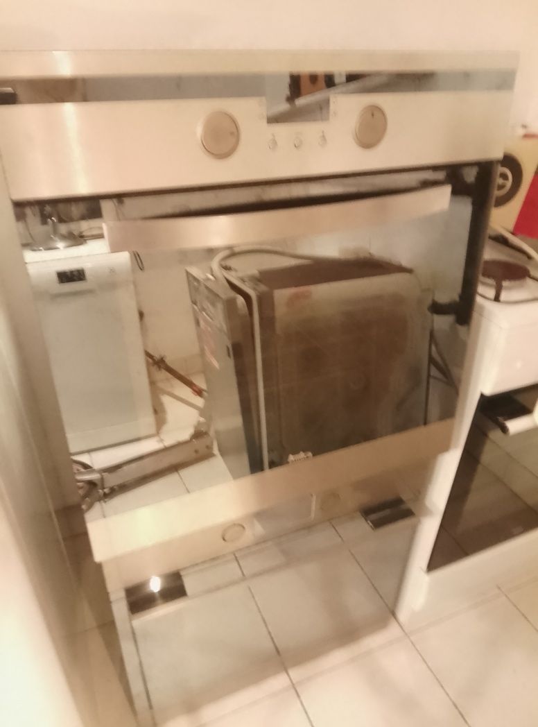 Mikrofala z piekarnikiem elektrycznym