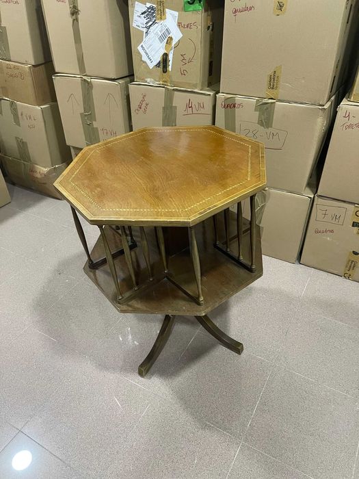 Masa de apoio giratória vintage muito original