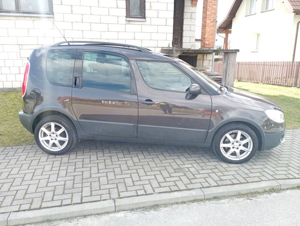 Skoda Roomster SCOUT*2011 rok*1.6TDI*105 KM*Szwajcaria*Auto Tip Top!