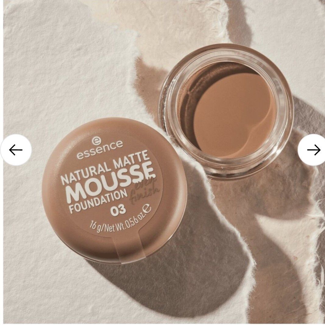 Тональний крем Essence Matural Matte Mousse