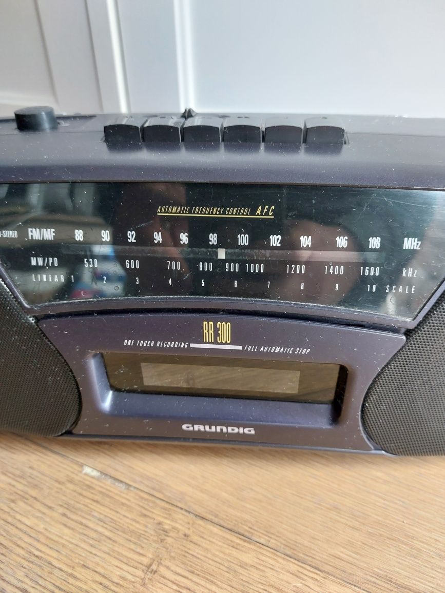 Radiomagnetofon Grundig RR300