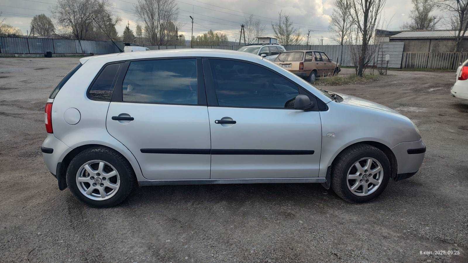 Продам VW POLO в нормальному стані ГАЗ БЕНЗИН