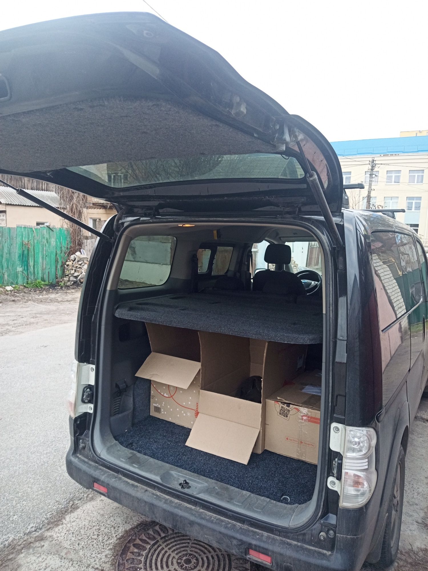 Nissan E-NV200 продажа