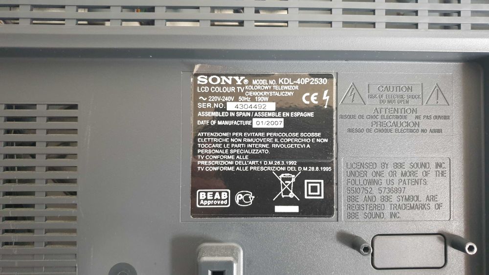 TV Sony Bravia KDL-40P2530 LCD  Como Nova