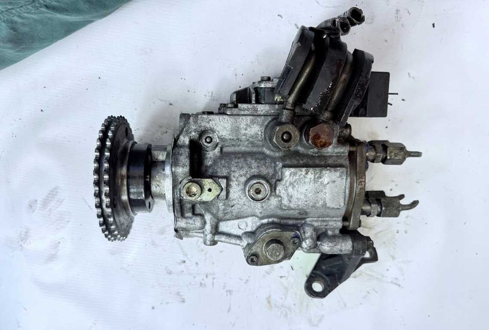 ТНВД Топливный насос високого тиску Ford Mondeo 2.0 TDCI 2000-2007