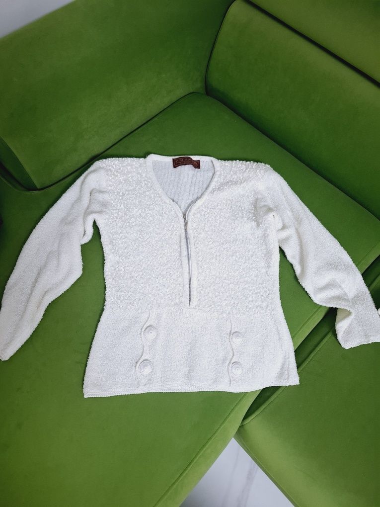 Premium XS - S sweterek bluzka dzianina dzianina w serek elegancki