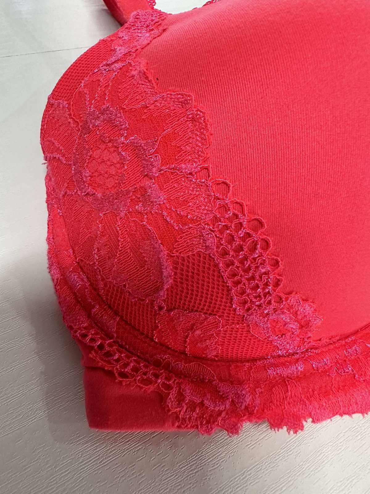 Victoria's Secret 75D Bra Pink