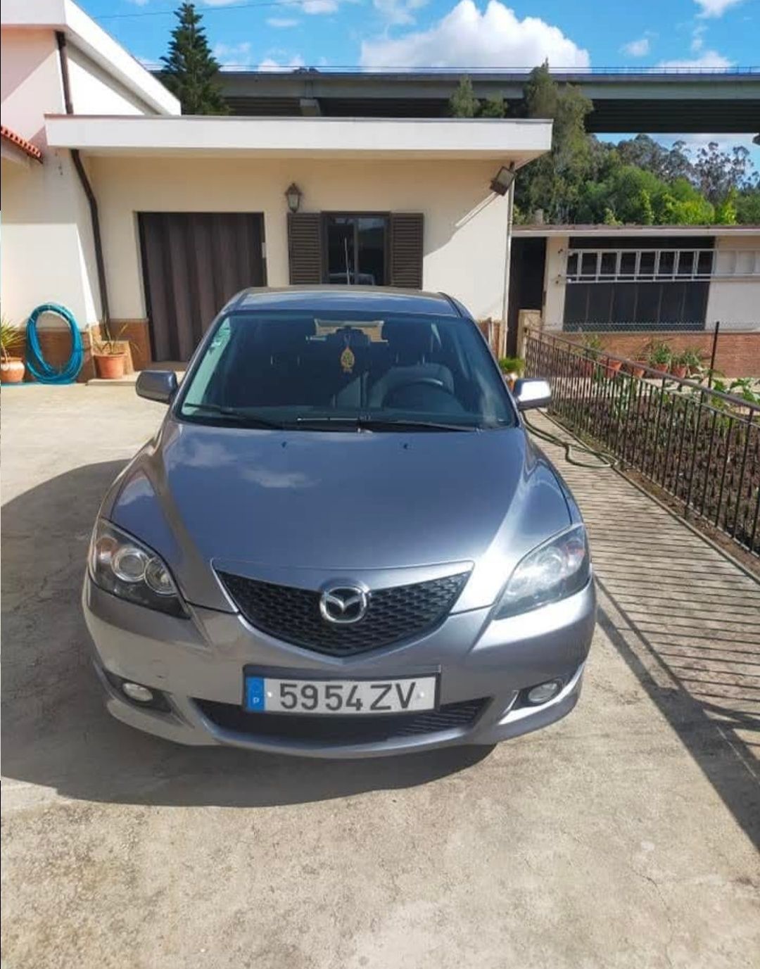 Mazda 3 1.6 Bem Estimado