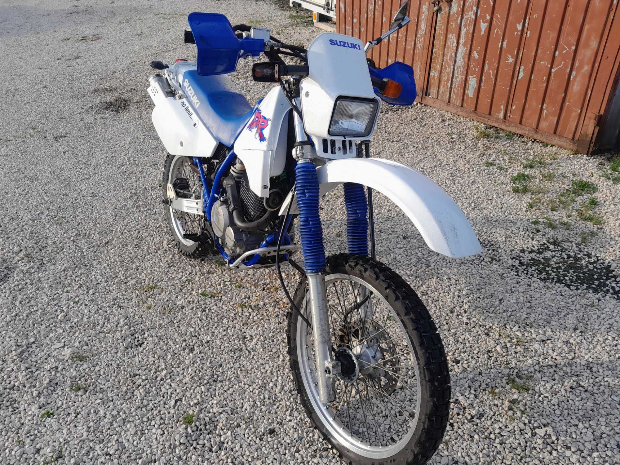 suzuki DR 350 .,