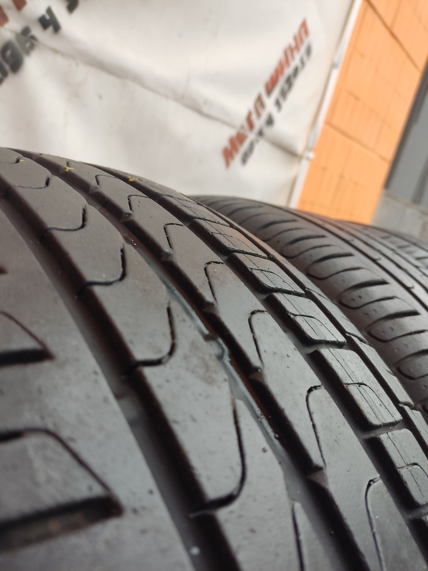 Шини 235/40/18 Pirelli Cinturato P7