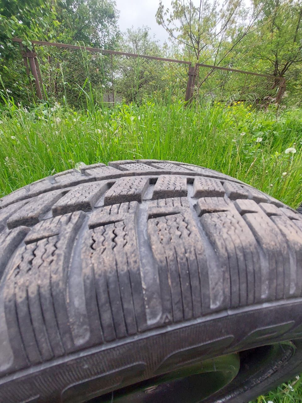 зимові шини  195/65 r15