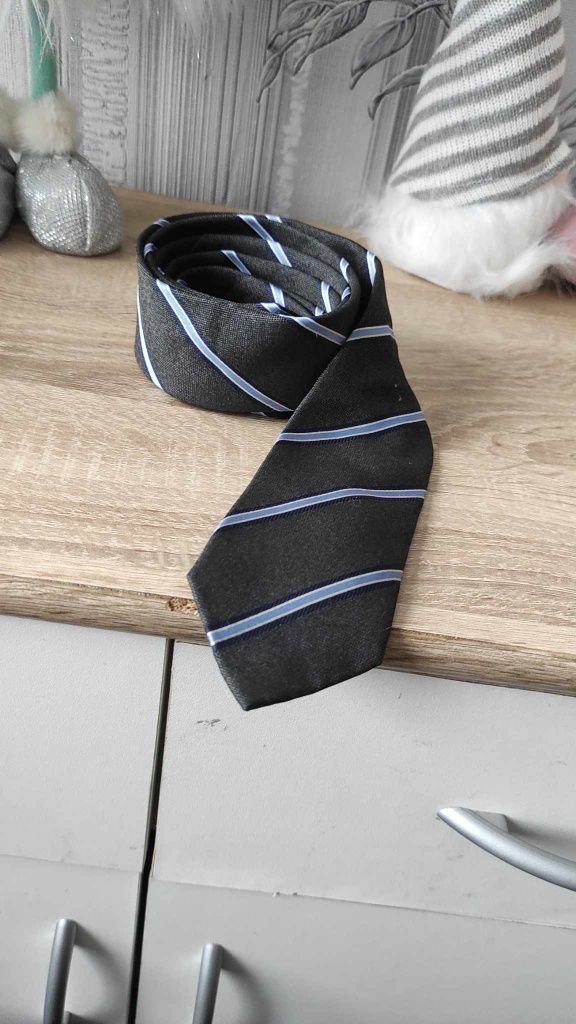 Jedwabny krawat  męski w pasy