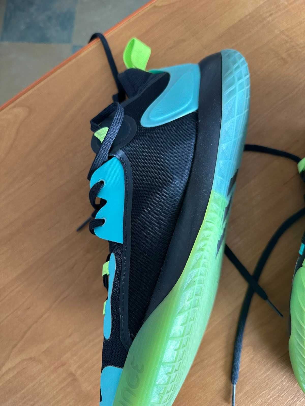 Баскетбольные кроссовки Adidas Harden Vol. 5 [US 10 |28 cm]