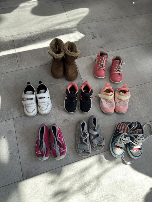 Buciki dla dziewczynki 22-23