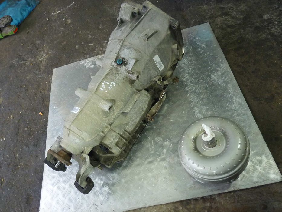 Skrzynia biegow  konwerter 6hp19 bmw e60 3.0i po regeneracji  komplet
