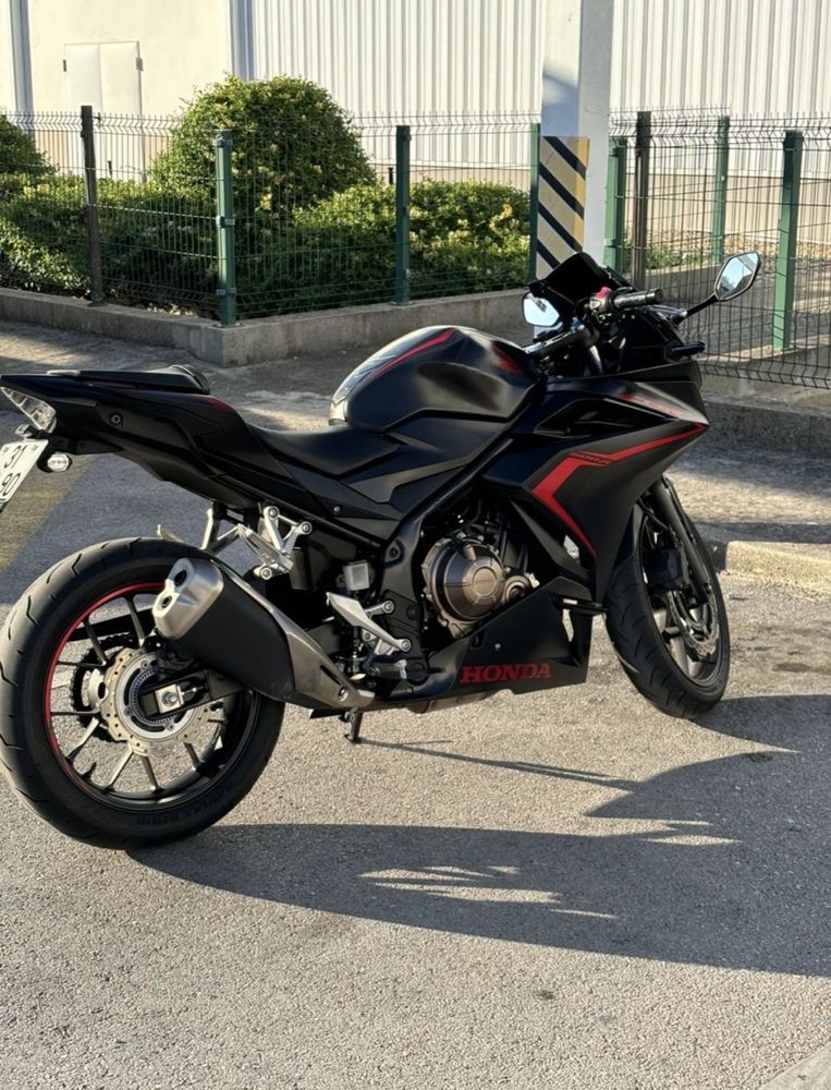 Honda CBR500R 2019