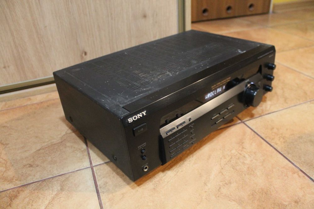 Amplituner Sony STR-DE 135