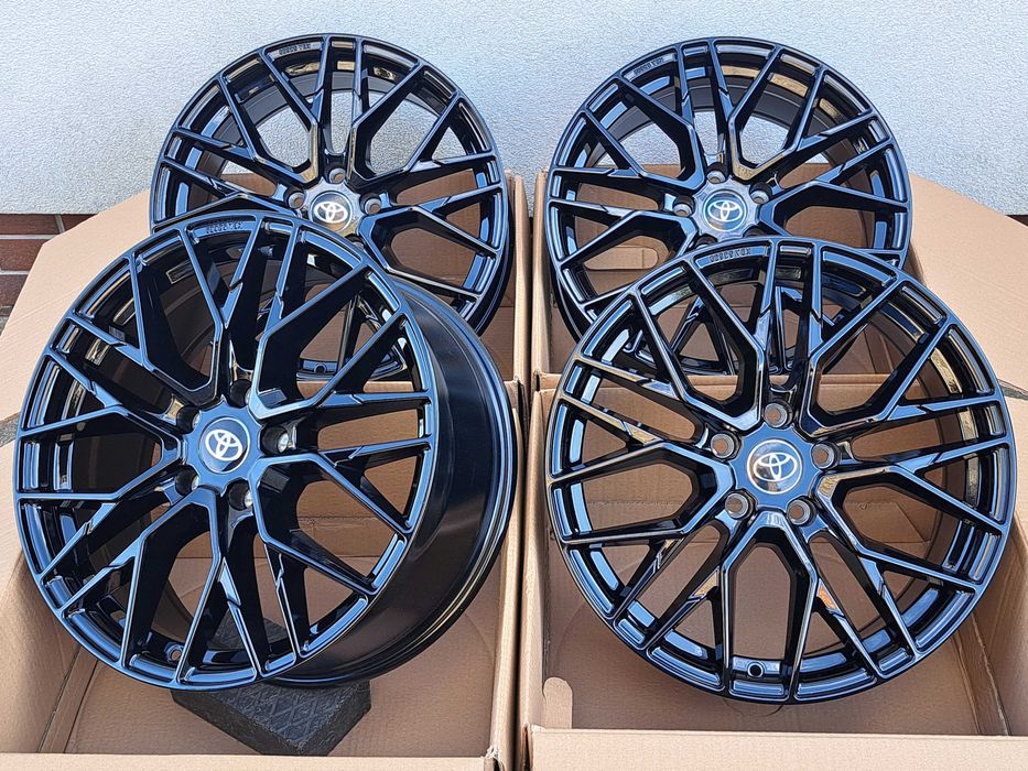 Alufelgi TOYOTA 18 5x114 Auris Corolla Avensis Yaris Cross RAV CA20 BL