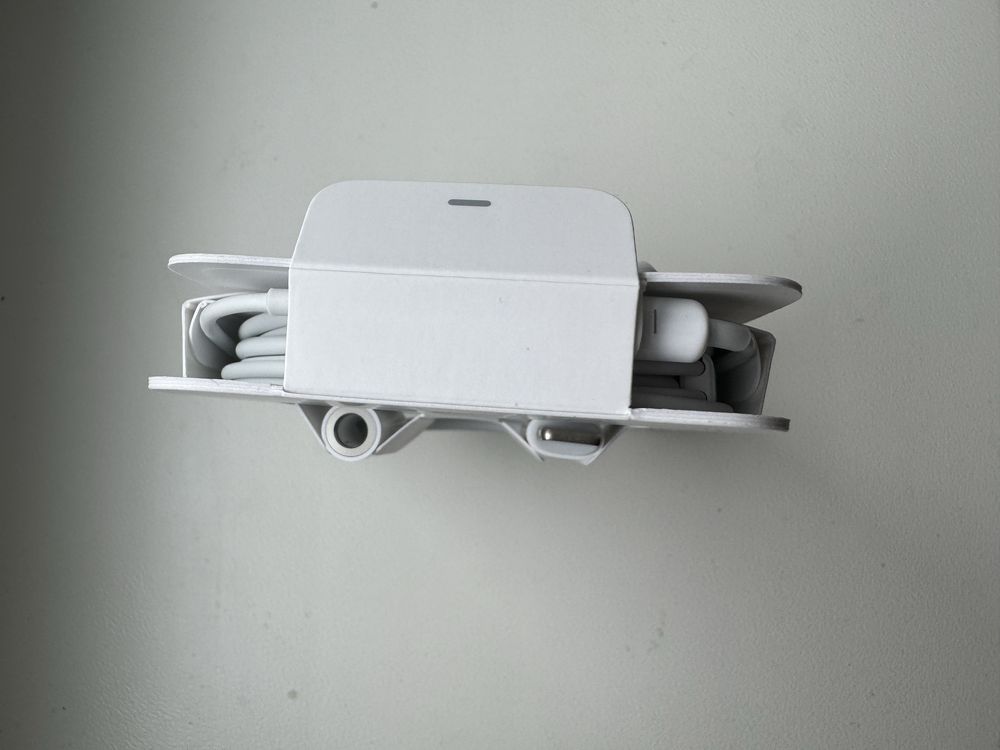 Навушники Apple iPhone EarPods with Mic Lightning