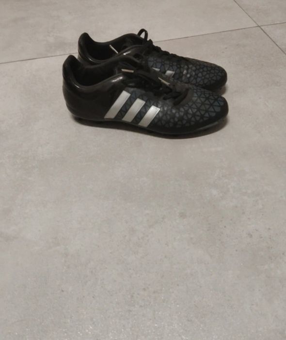 Adidas Korki  do piłki nożnej  rozmiar 38