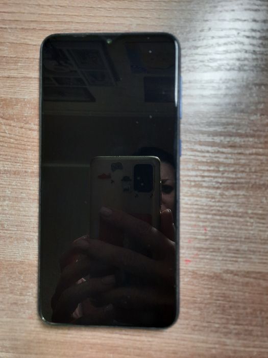 Продам SAMSUNG galaxy A10