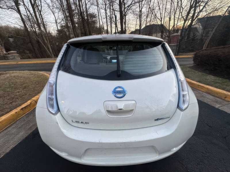 2012 Nissan LEAF SL