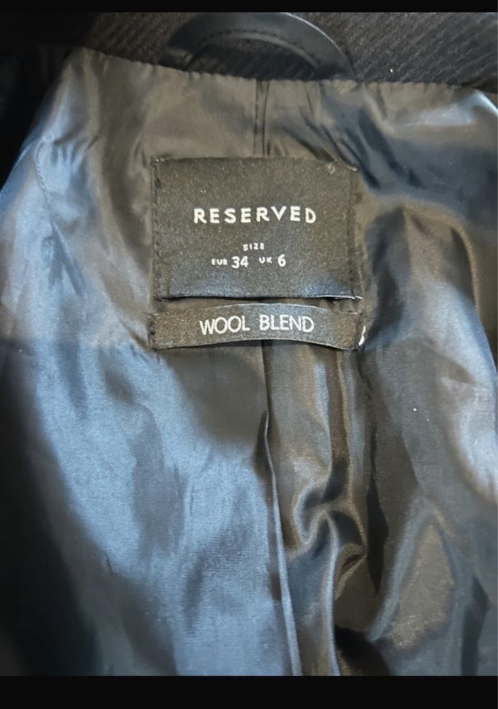 Płaszcz wełniany reserved wełna