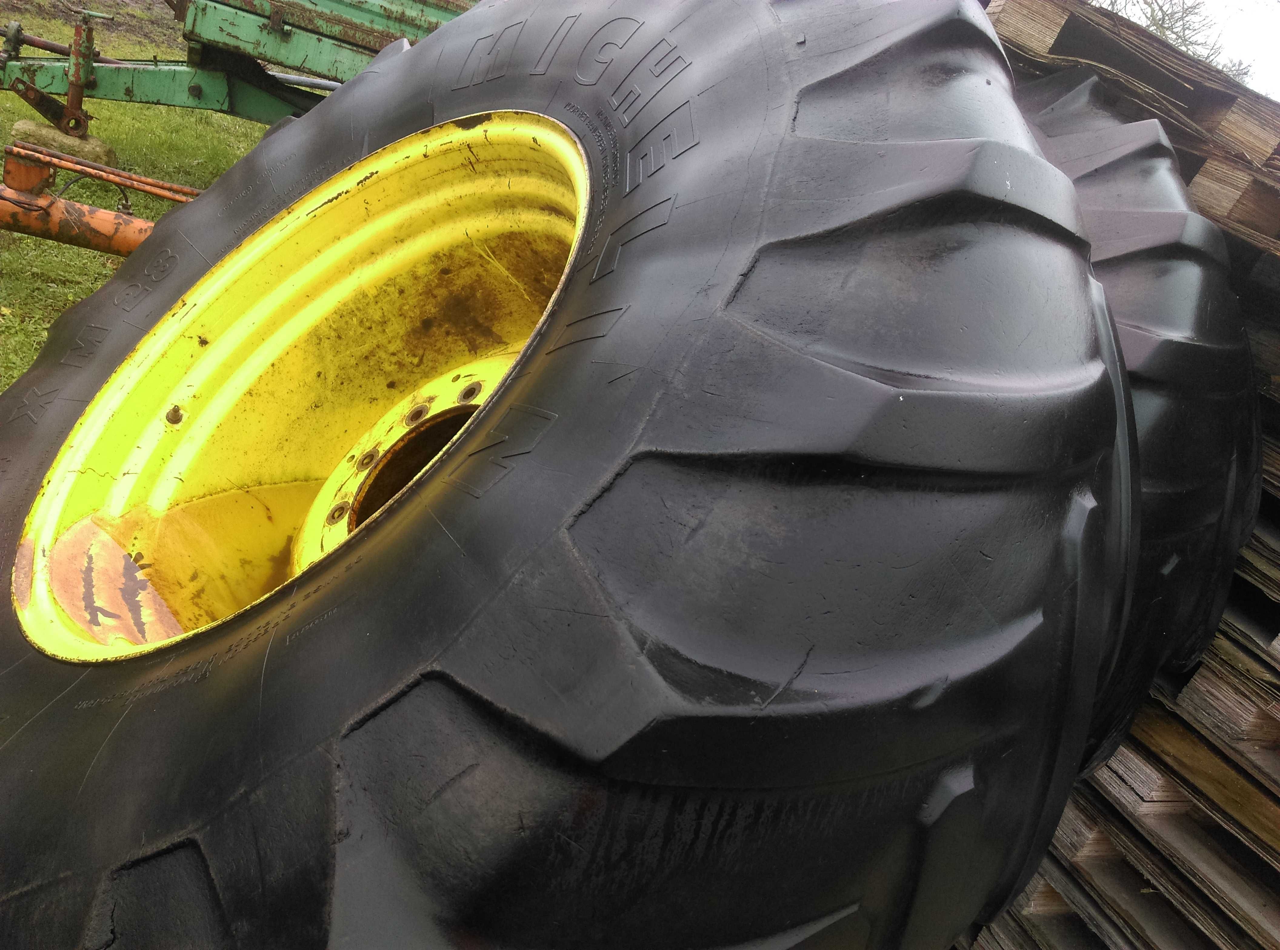 Koła 710/75r34 michelin XM28 john deere piasta 28cm 10 szpilek