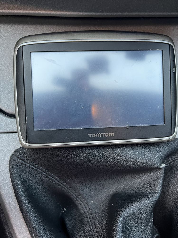 Навігатор Go 740 live tomtom
