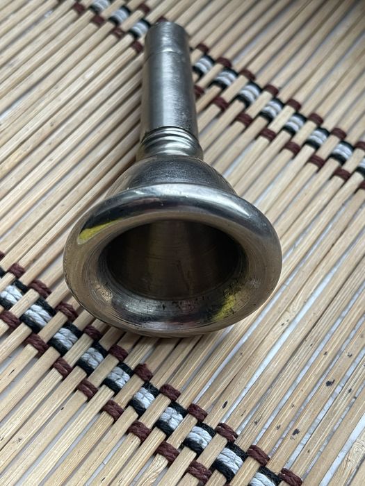 Труба. Мундштук к трубе