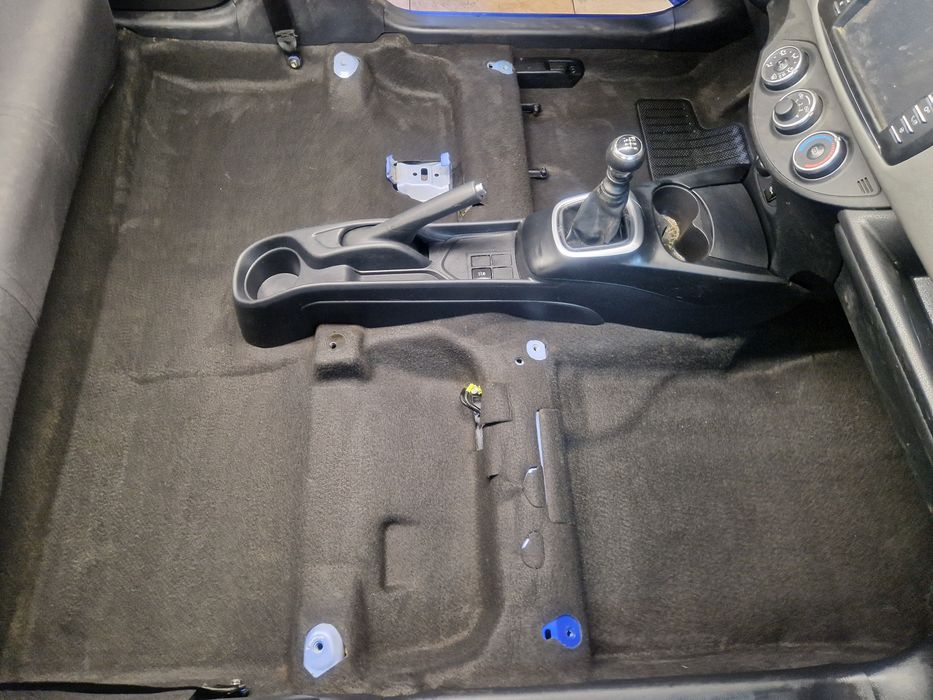 Autodeiling / Pranie tapicerki / Polerowanie lakieru