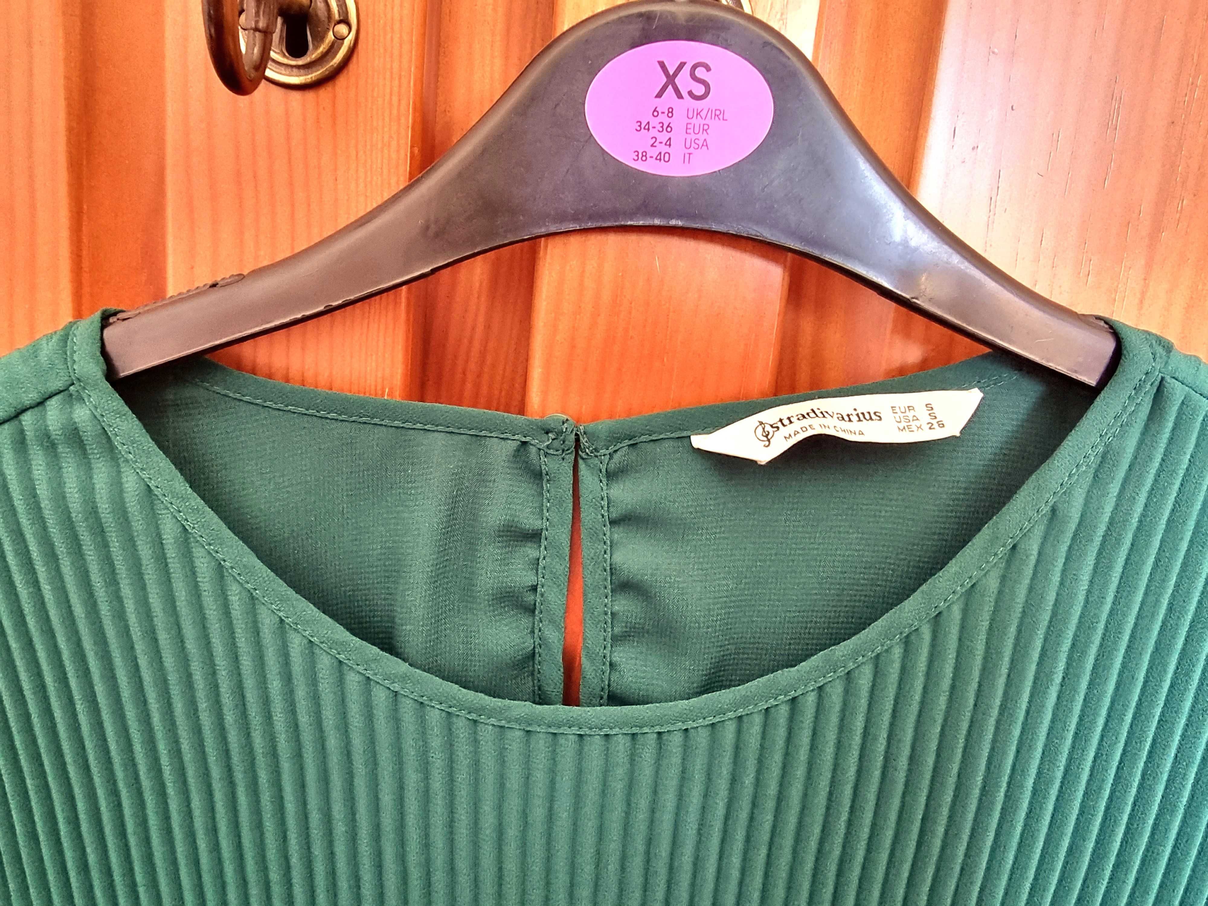 Blusa verde escura com efeito drapeado Stradivarius, tamanho S