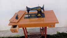 Máquina de Costura Singer