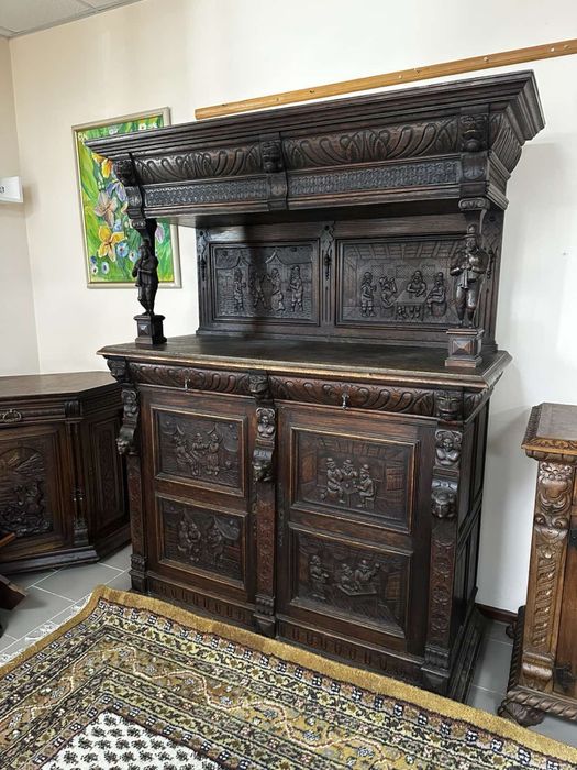 Корпусні меблі антиквар з Франціі комод шафа, тумба