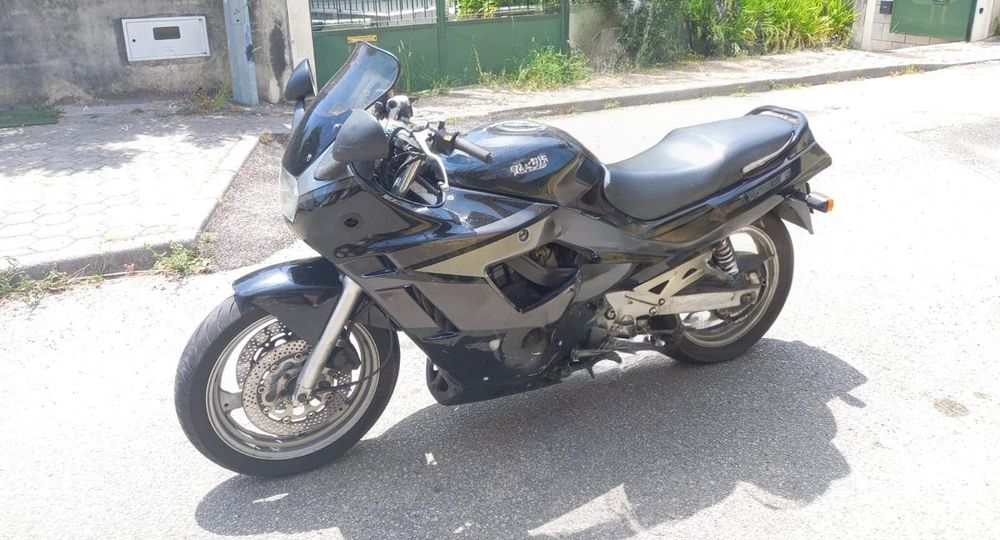 Suzuki gsxf750 impecavel