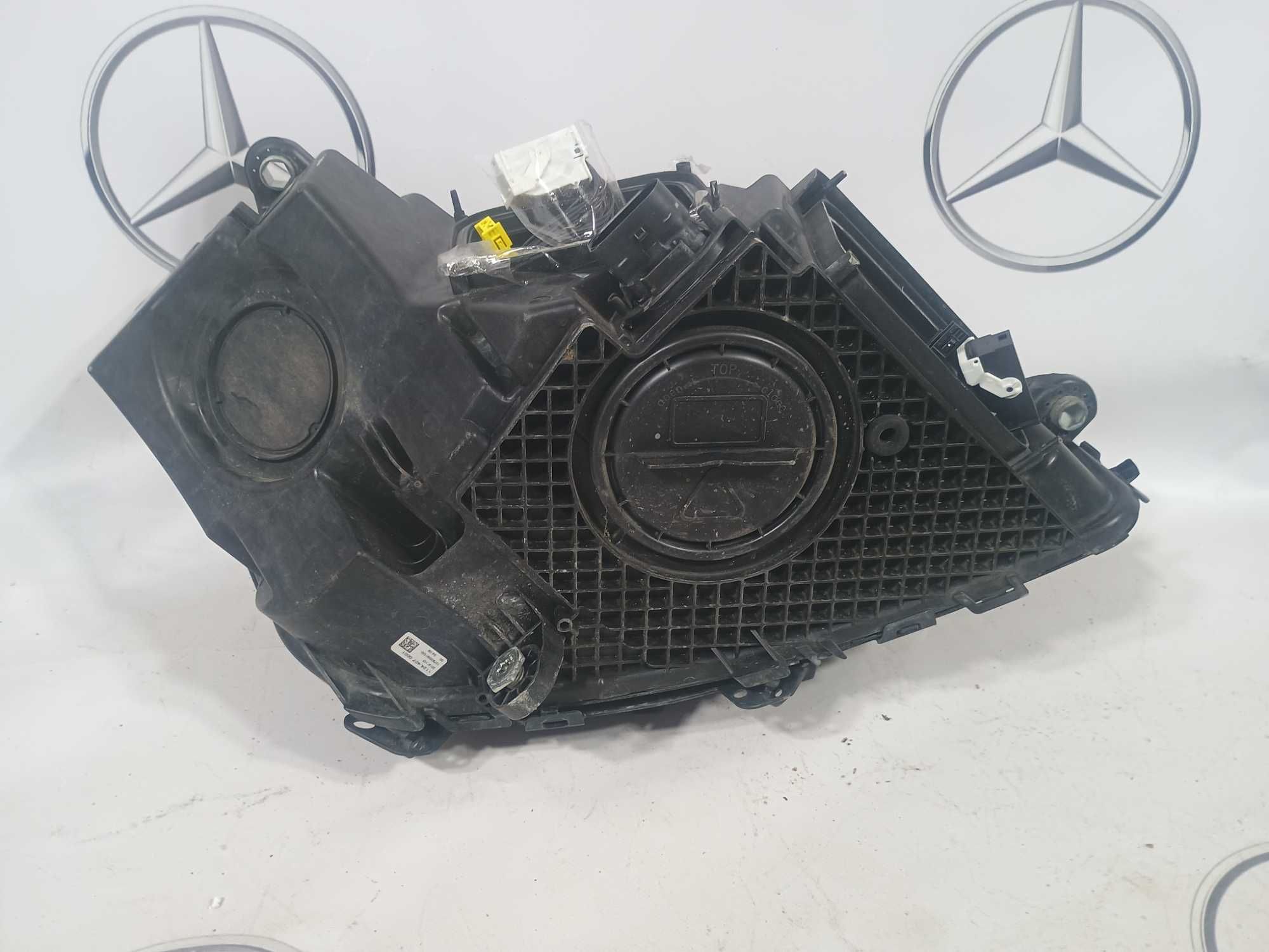 Mercedes GLC W253 lift lampa lewy przód