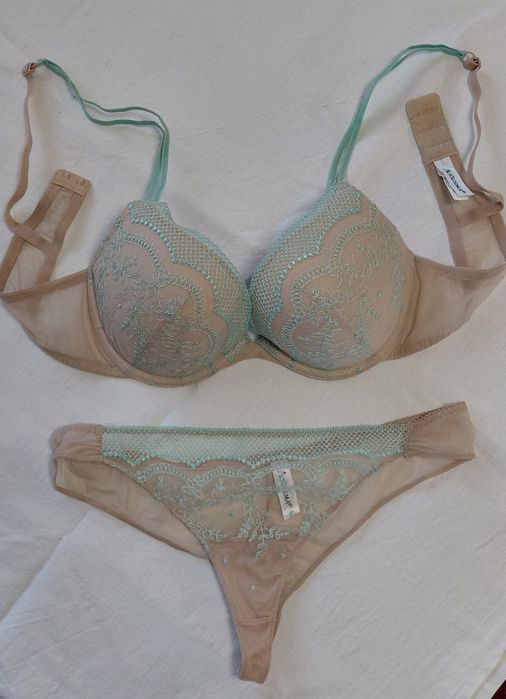 Продам комплект нижньої білизни ACOUSMA 6466 бежево-бірюзовий