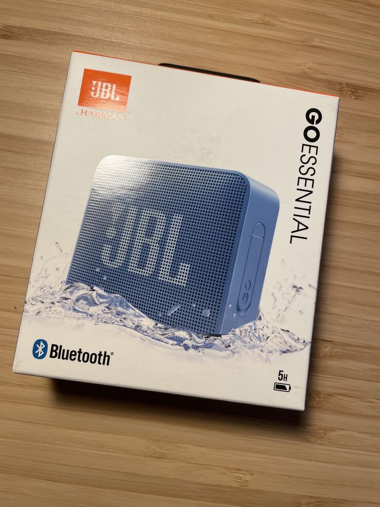 JBL go essentials głośnik