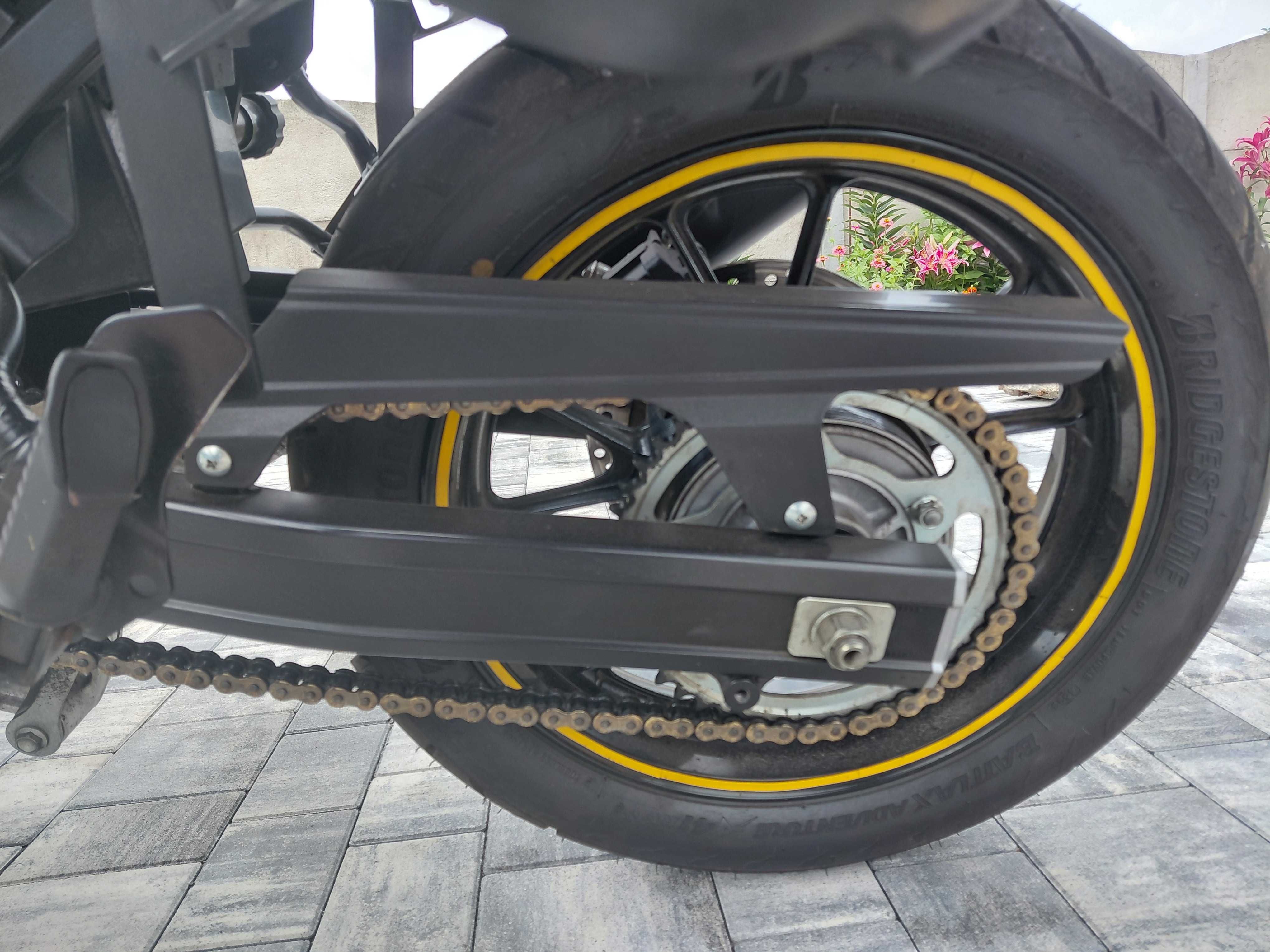 SUZUKI V Strom 650