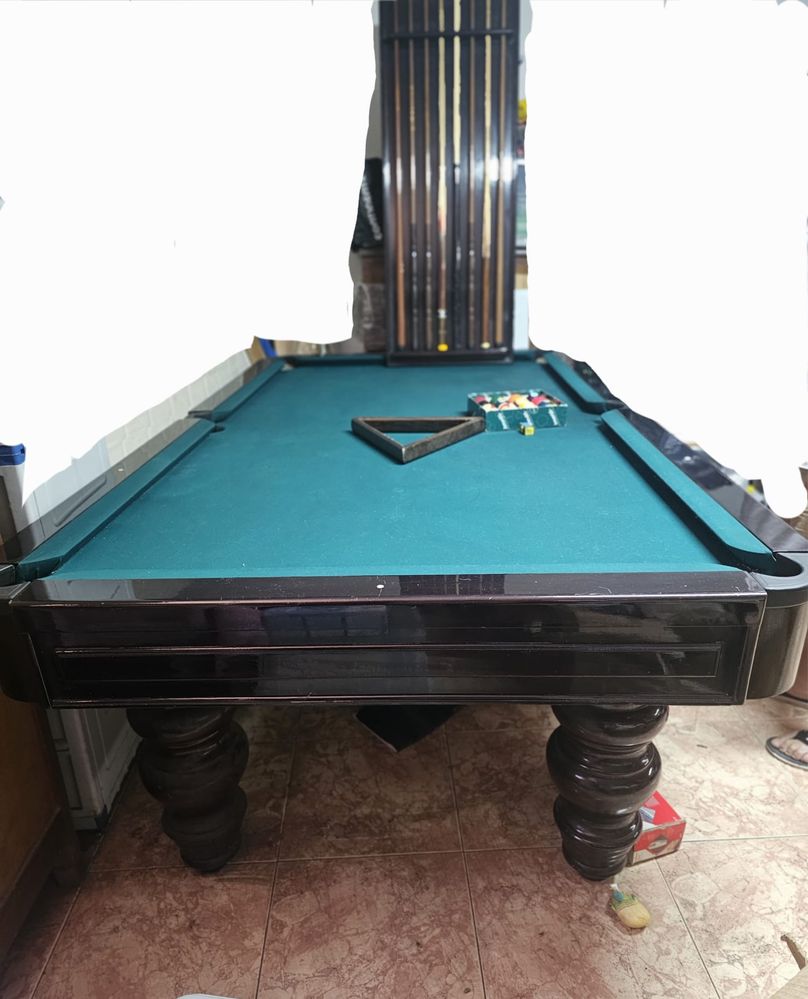 Mesa de Bilhar em muito bom estado