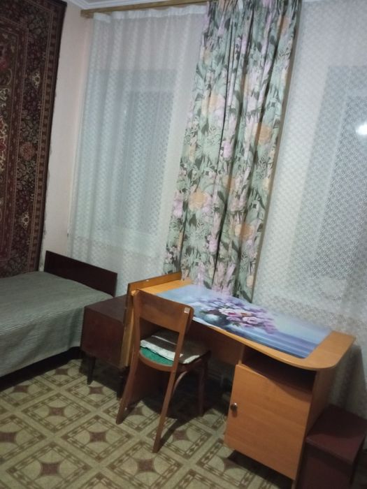 Не агенство, проживання без хазяйки. Візьму дівчину. Центр