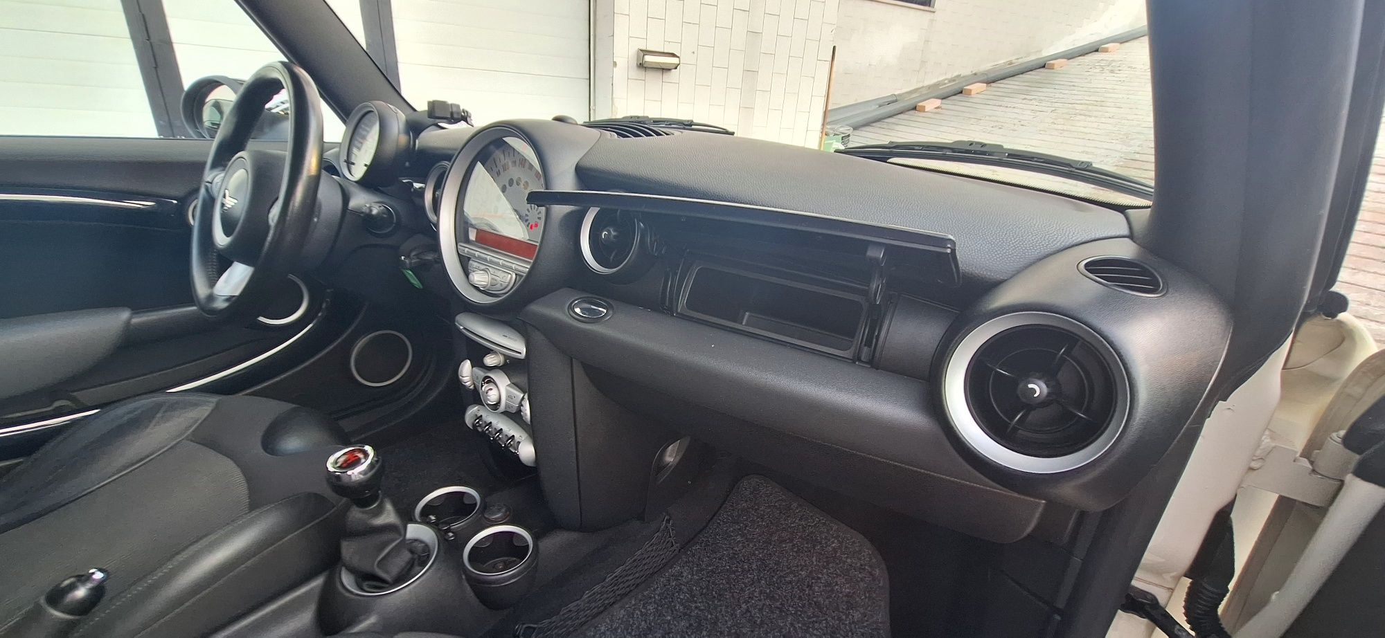 Mini John cooper works 211cv