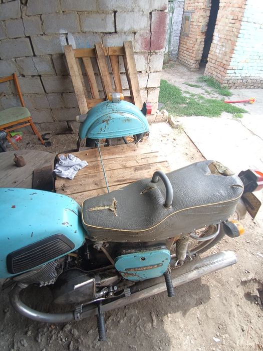 Мотоцикол Планета 4