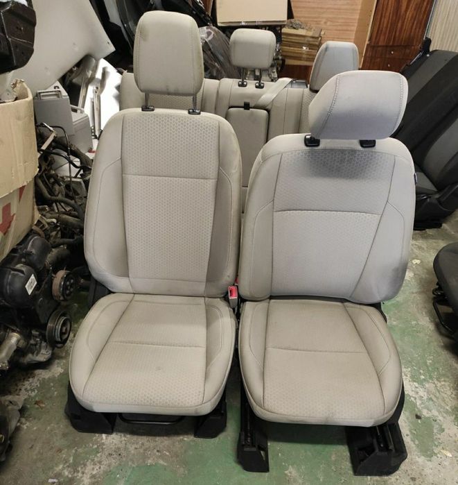 Кресло сидение Ford Fiesta, C-Max, Dodge Journey, Jeep Compass салон