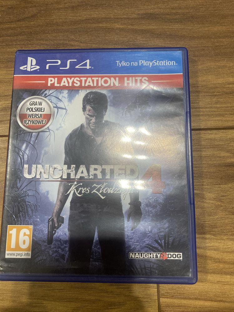Uncharted 4 na ps4 i na ps4 pro