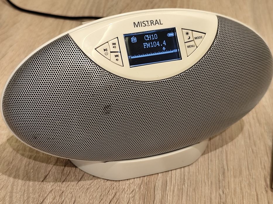 Radio cyfrowe, bezprzewodowe Mistral MP3 FM USB SD pilot