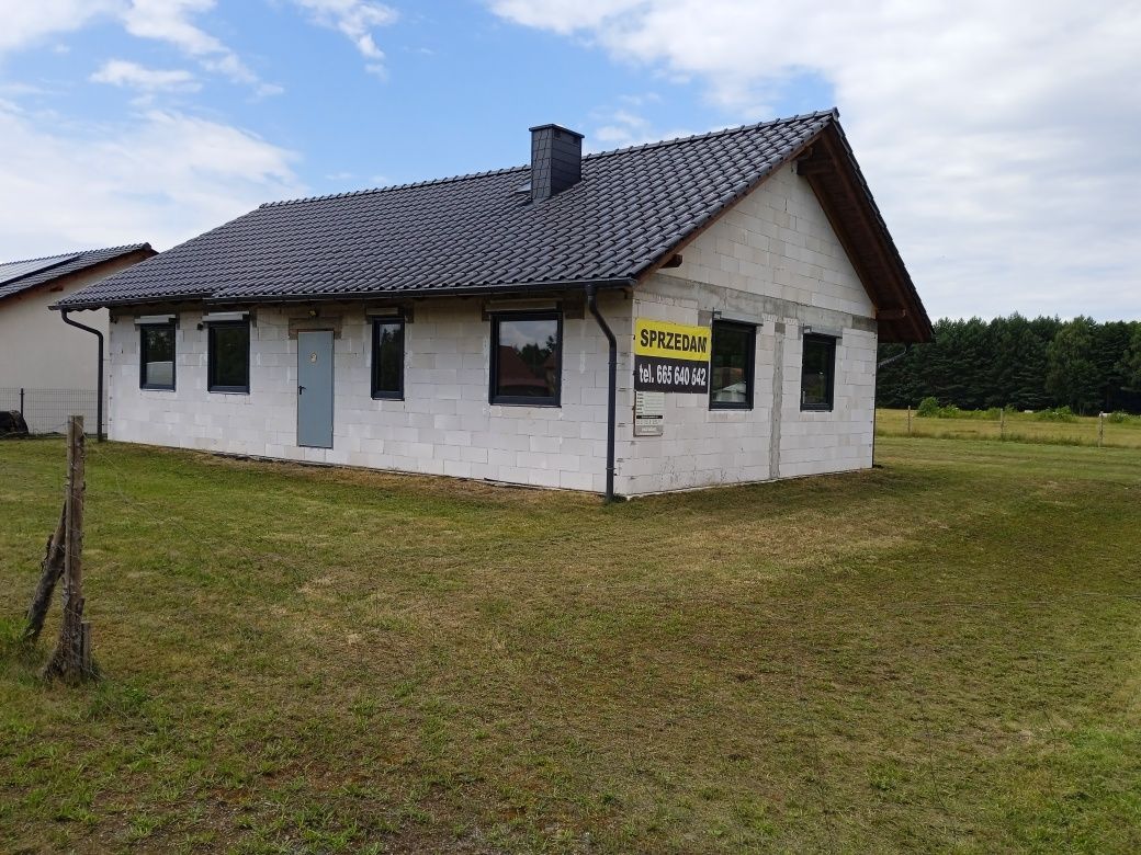 SPRZEDAM DOM 110m  w stanie surowym zamkniętym