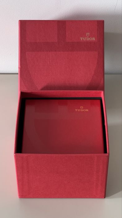Caixa Tudor vintage original